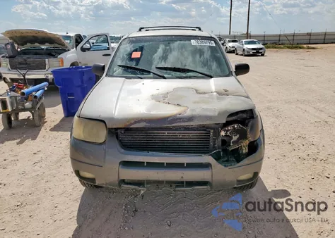 2004 Ford Escape Xlt z USA, uszkodzony, nr VIN 1FMYU03154KB52292